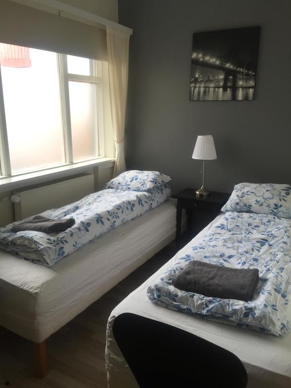 Litla Guesthouse 伊萨菲尔德 外观 照片